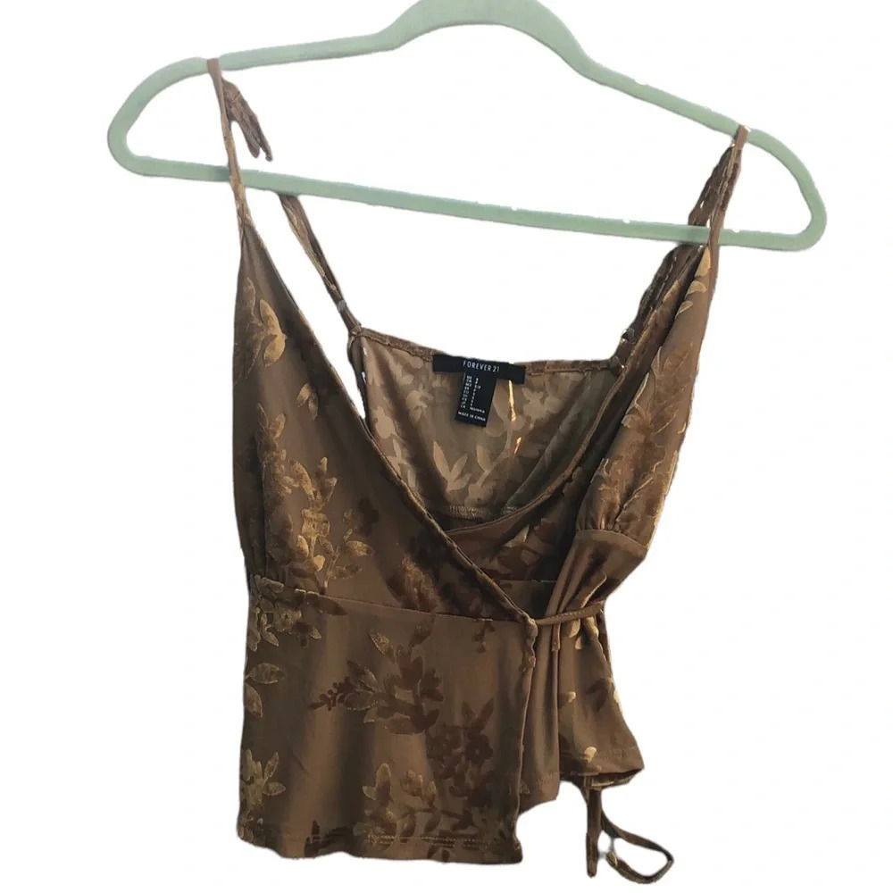 FOREVER 21 FLORAL VELVET WRAP TANK